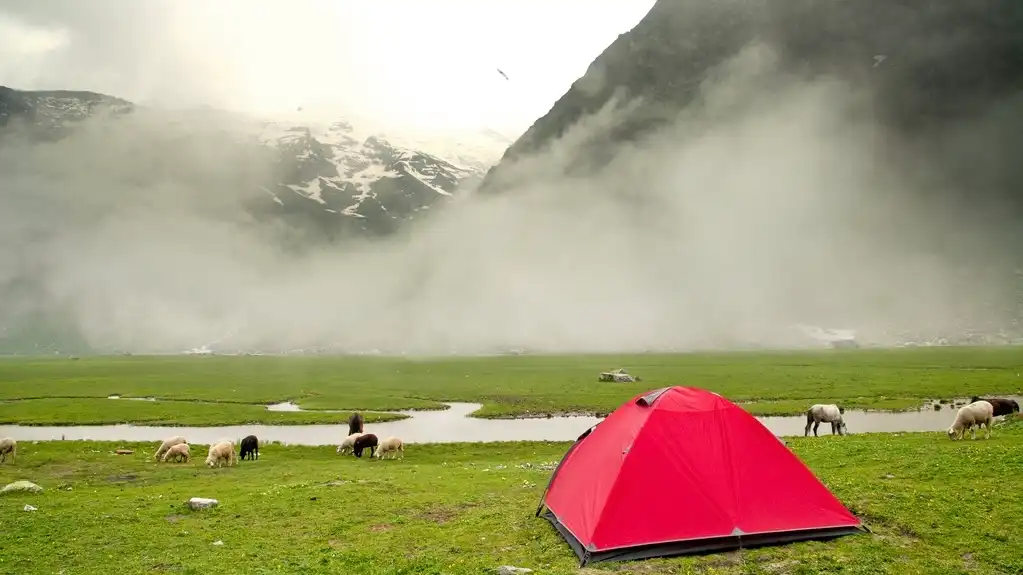 Deo Tibba Base route photograph 4